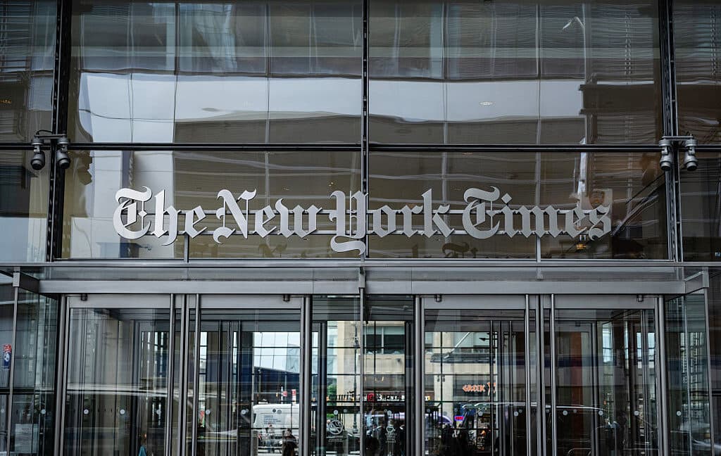 NYT oskarża Microsoft o budowę superkomputera naruszającego prawa autorskie dla OpenAI
