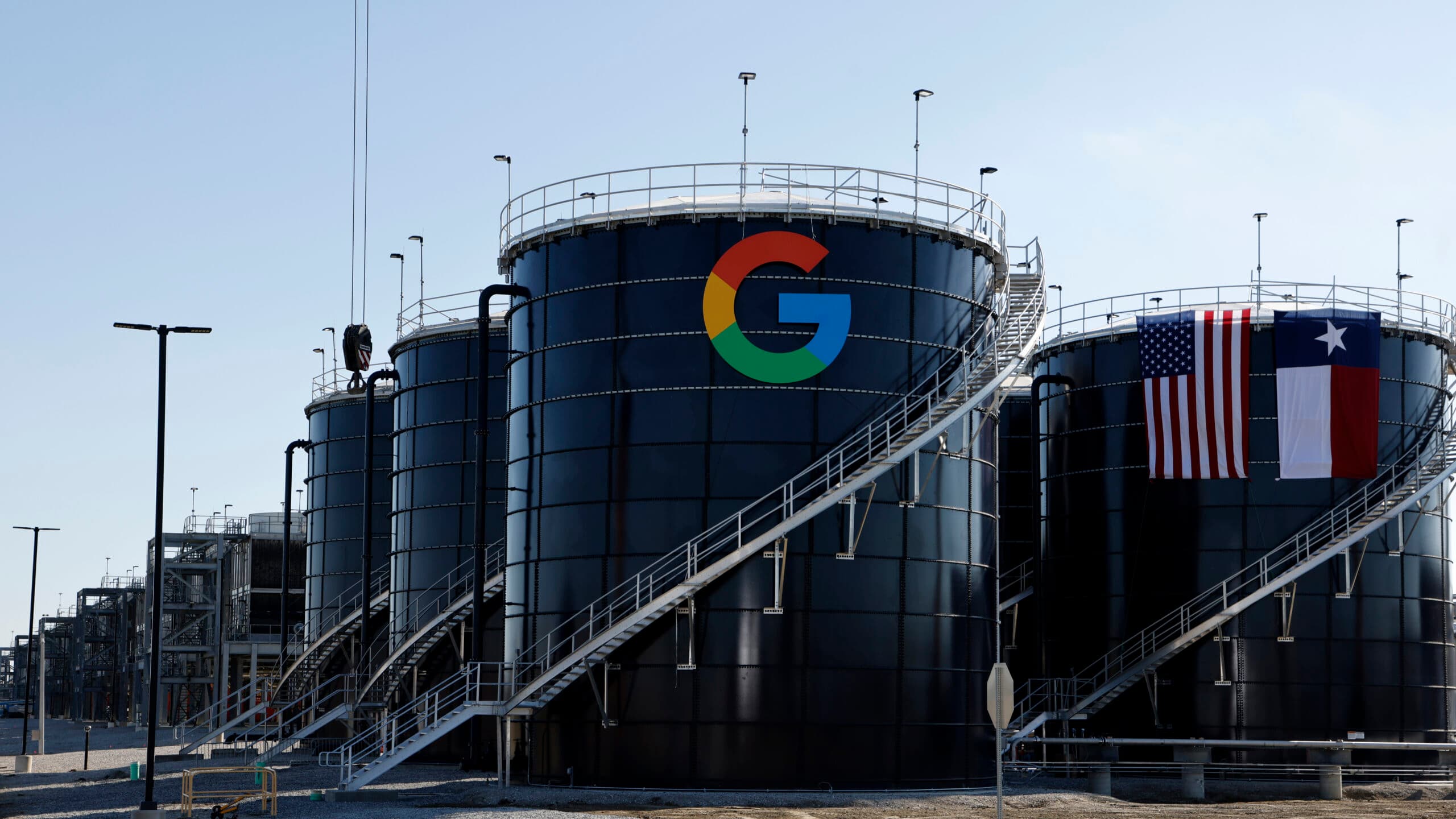 Wzrost zużycia energii elektrycznej Google o 37% w 2025 roku napędzany rozwojem AI