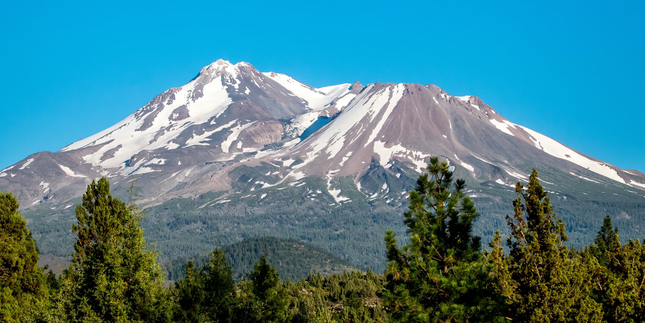 Turyści uratowani po tym, jak Google Gemini doradził im zbyt mało prowiantu na Mount Shasta