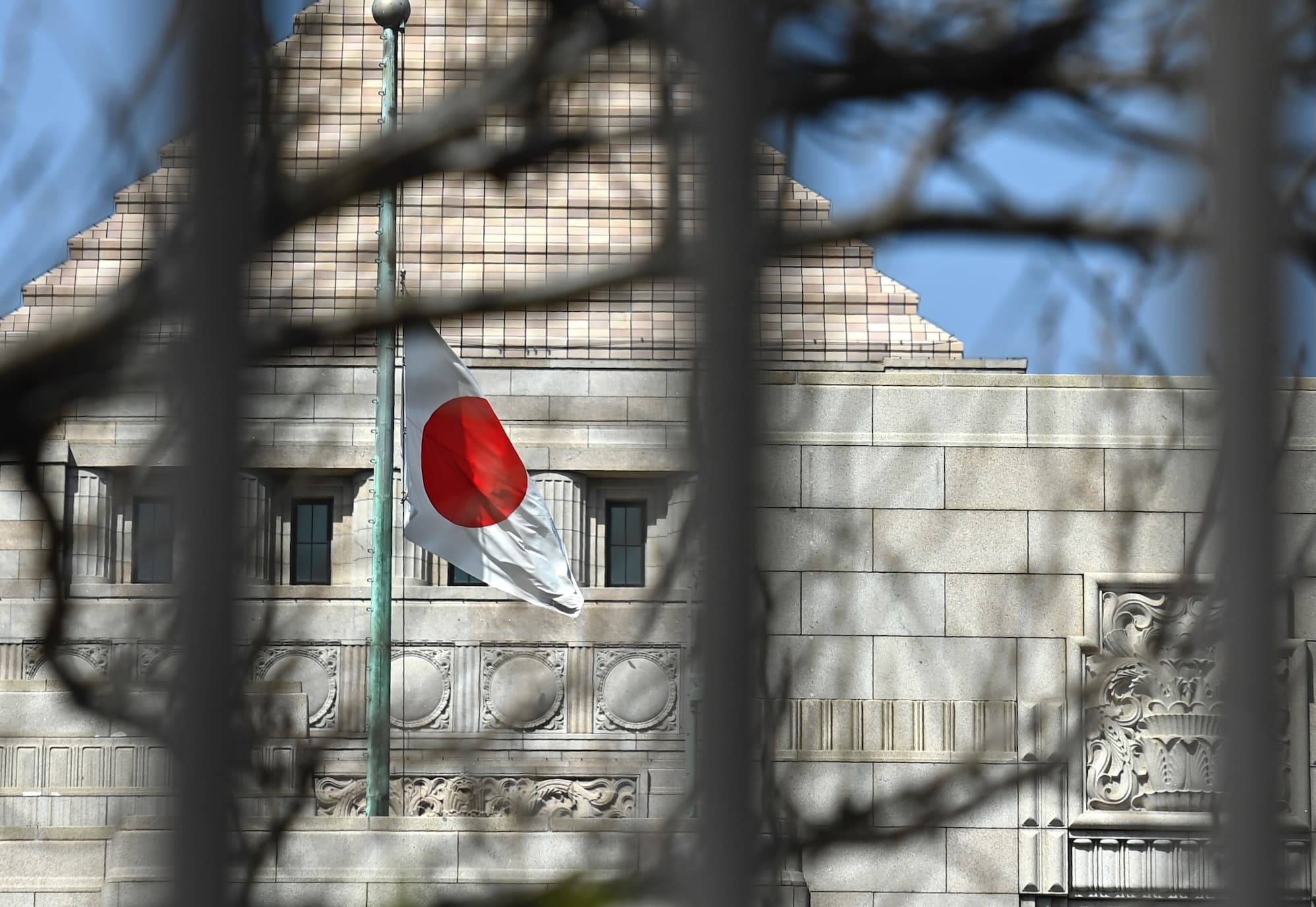 Japonia stawia na fizyczną AI: Wizyta Jensena Huanga z Nvidii umacnia współpracę
